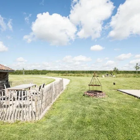 Stunning Castle In Perwez-Haillot With Jacuzzi
