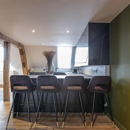 Stunning Castle In Perwez-Haillot With Jacuzzi Perwez (Namur)